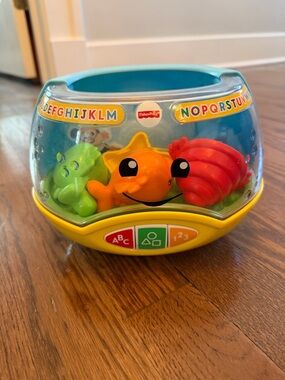 Fisher-Price Aquarium